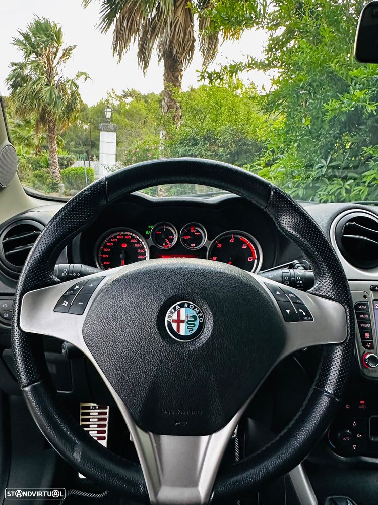Alfa Romeo MiTo 1.3 JTDM SBK - 16
