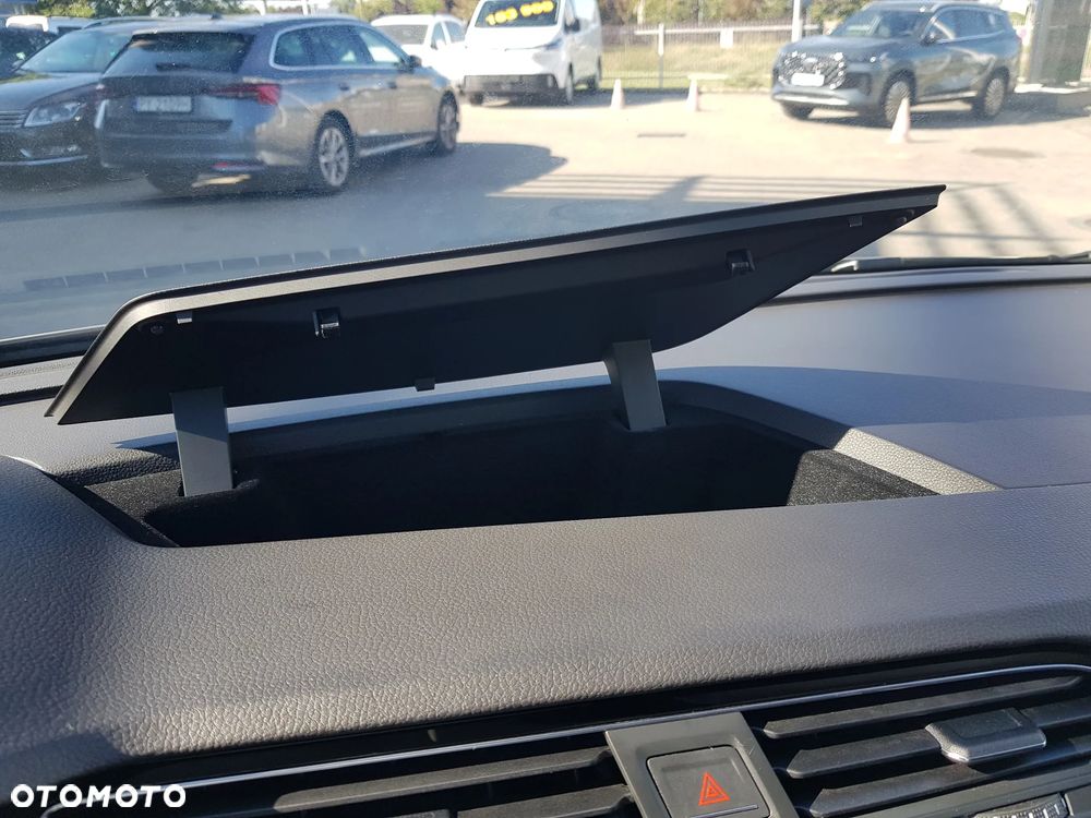 Volkswagen Touran 1.5 TSI EVO Comfortline Plus DSG - 28