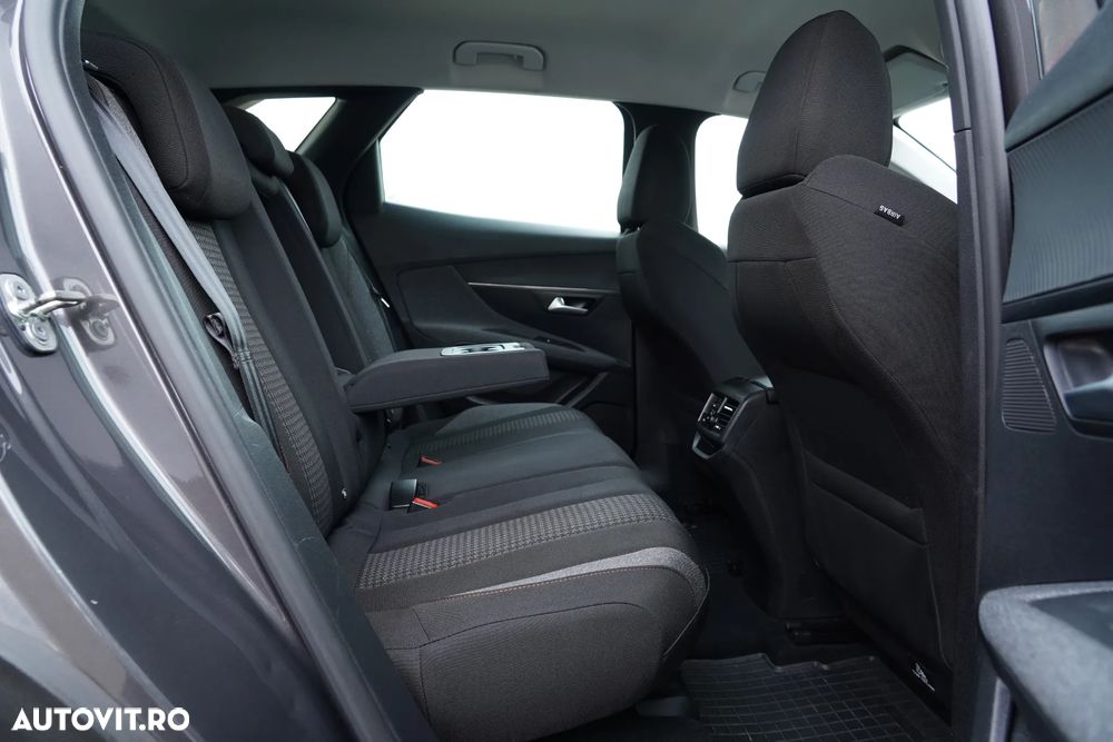 Peugeot 3008 BlueHDi 130 Stop & Start EAT8 Active - 17