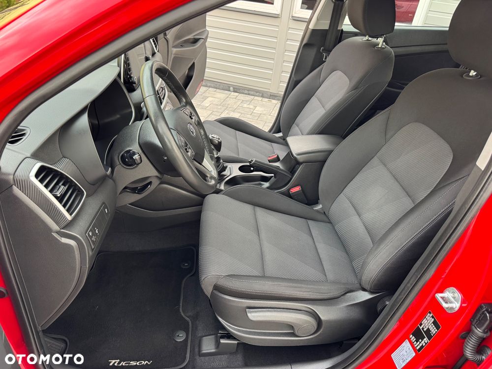 Hyundai Tucson 1.6 GDi 2WD Select - 23