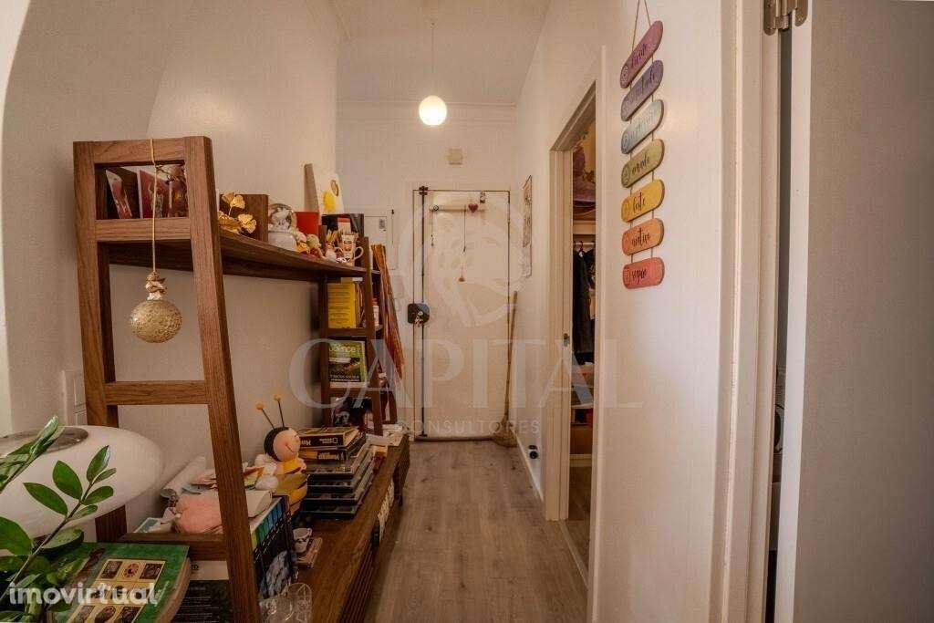 T2 com enorme Terraço na Amadora - Grande imagem: 4/24