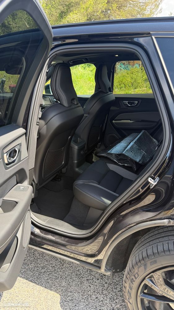 Volvo XC 60 2.0 T8 PHEV Black Edition AWD - 22