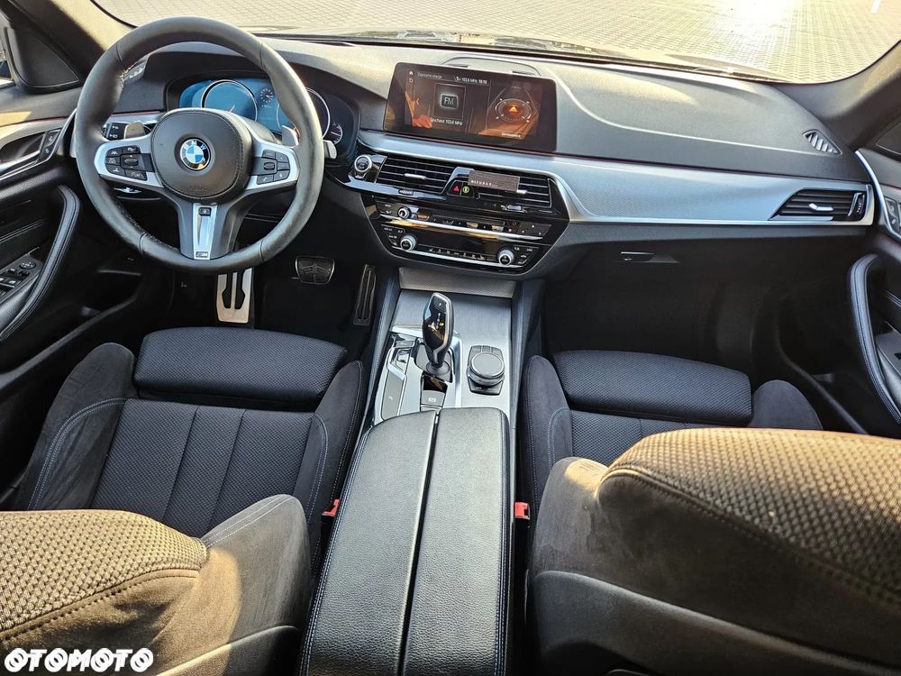 BMW Seria 5 530i xDrive M Sport sport - 7