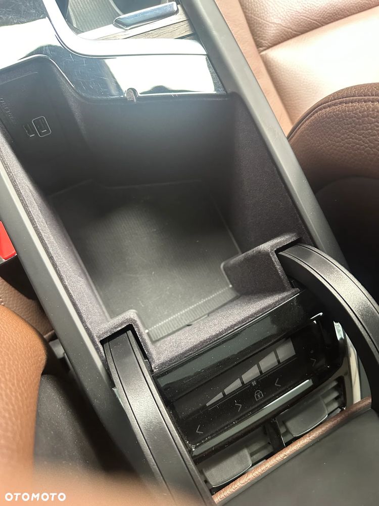 Volvo V90 Cross Country - 22