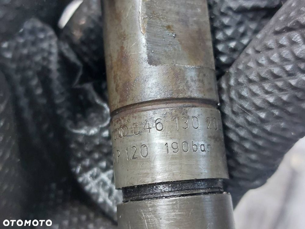 WTRYSK WTRYSKIWACZ KOMPLET AUDI A6 C4 2.5 TDI - 4