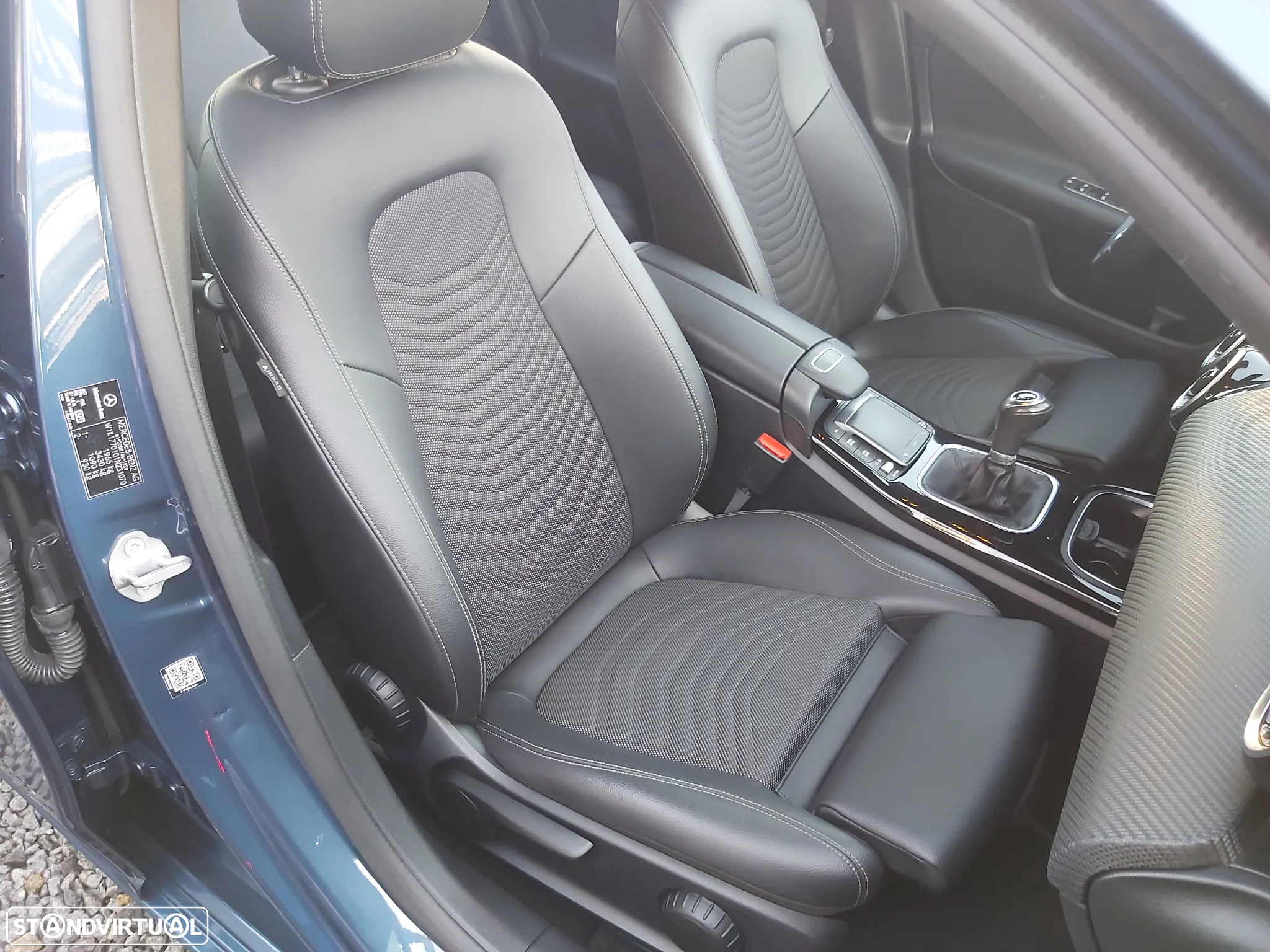 Mercedes-Benz A 180 d Style Plus - 21