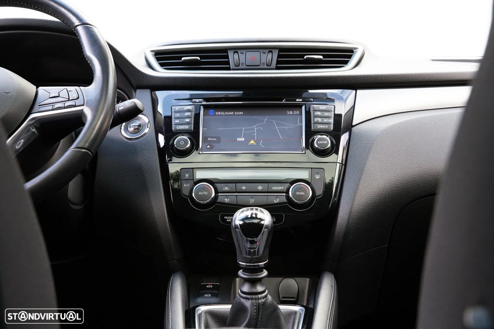 Nissan Qashqai 1.5 dCi N-Connecta Led - 7