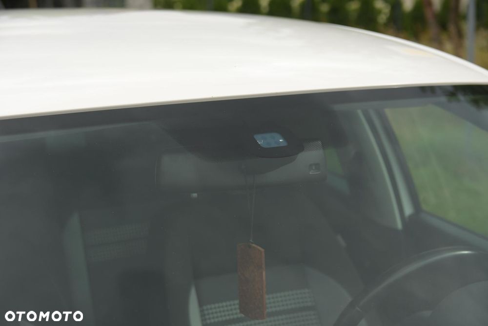 Volkswagen Polo - 15