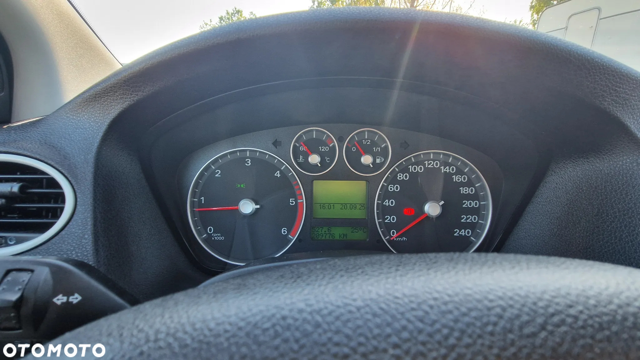 Ford Focus Turnier 2.0 TDCi Titanium - 15