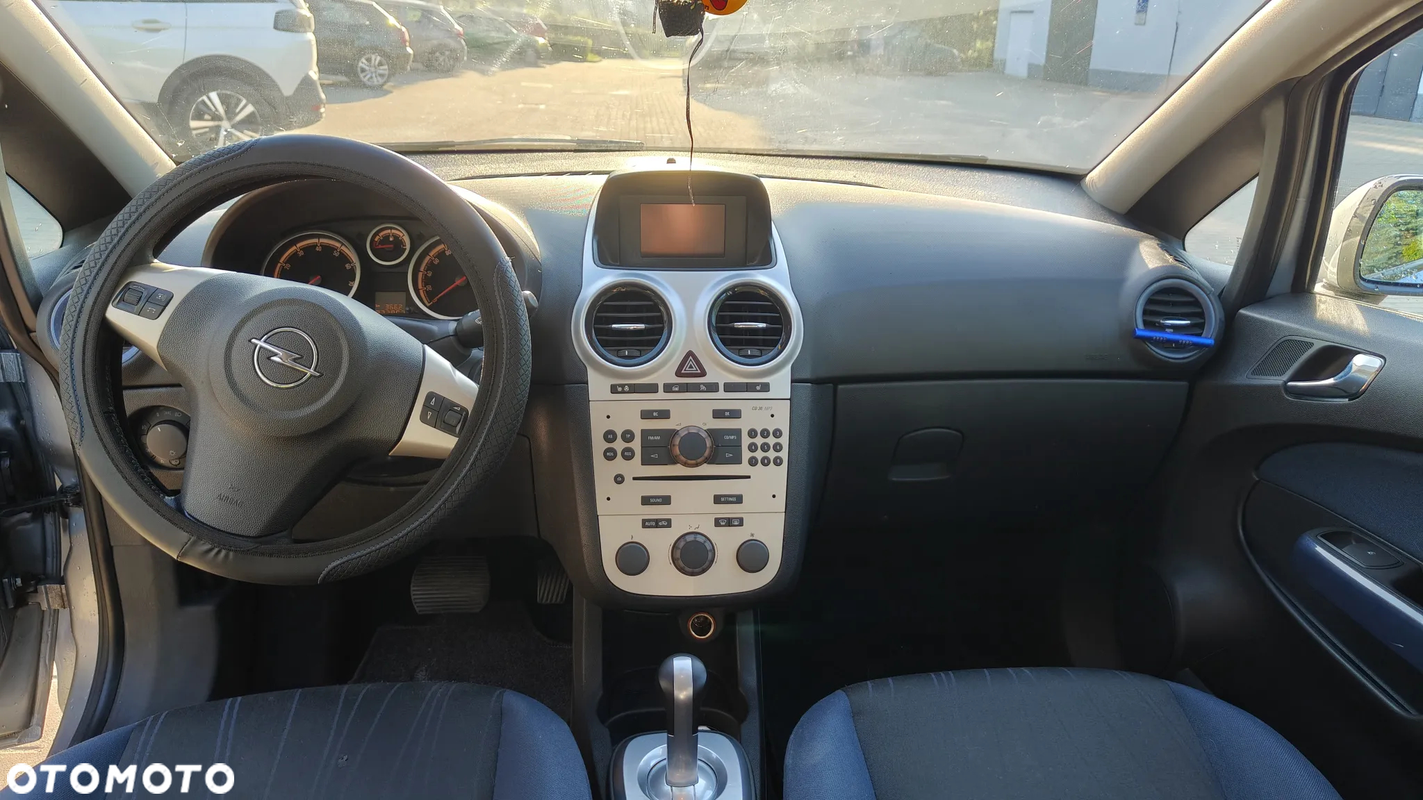 Opel Corsa 1.2 16V Sport EasyTronic - 14