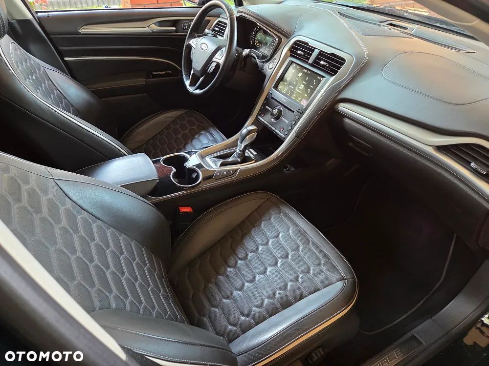 Ford Mondeo Turnier TDCi Bi-Turbo PowerShift-Aut Vignale - 16