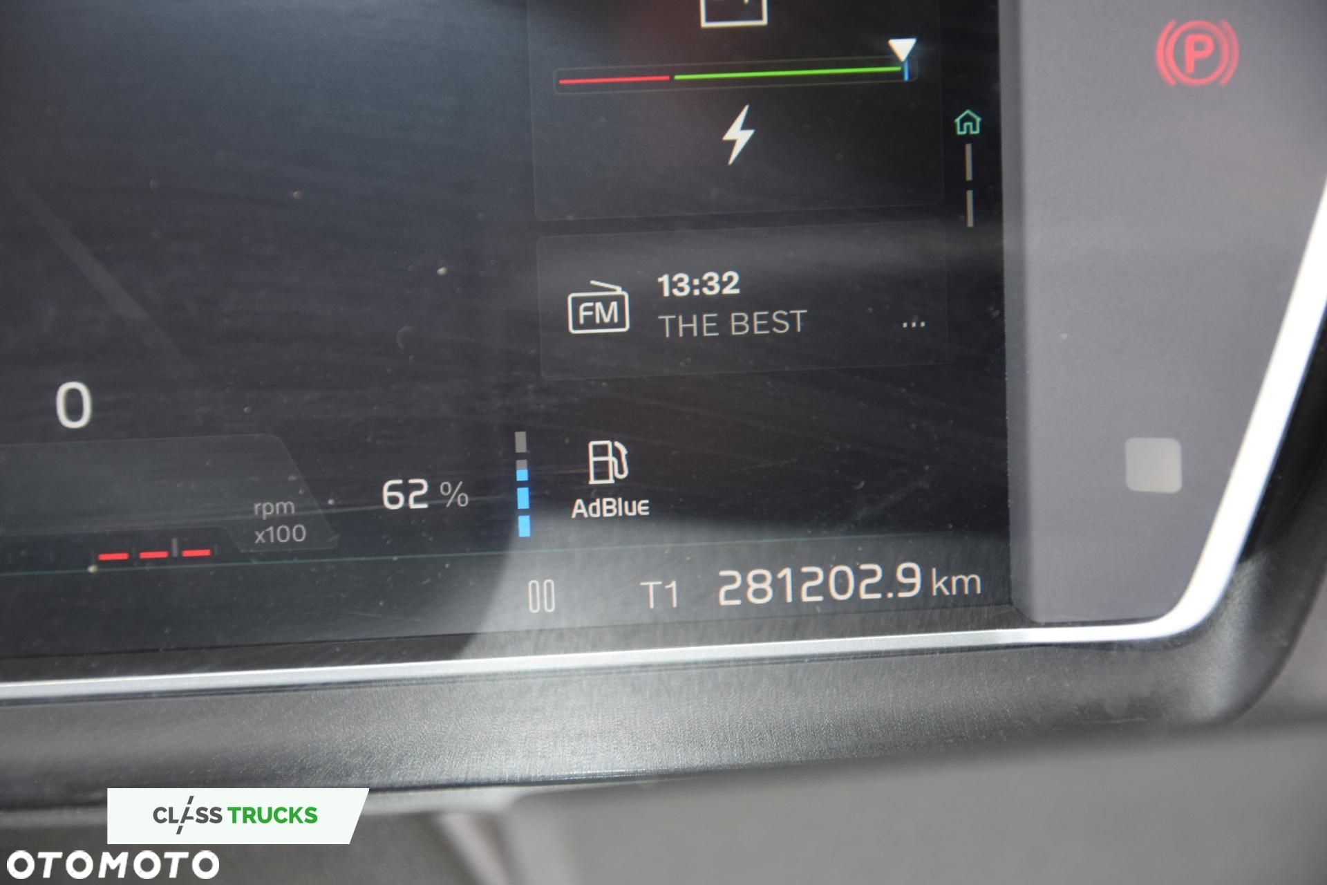 Volvo FH 500 Globetrotter XL - 11