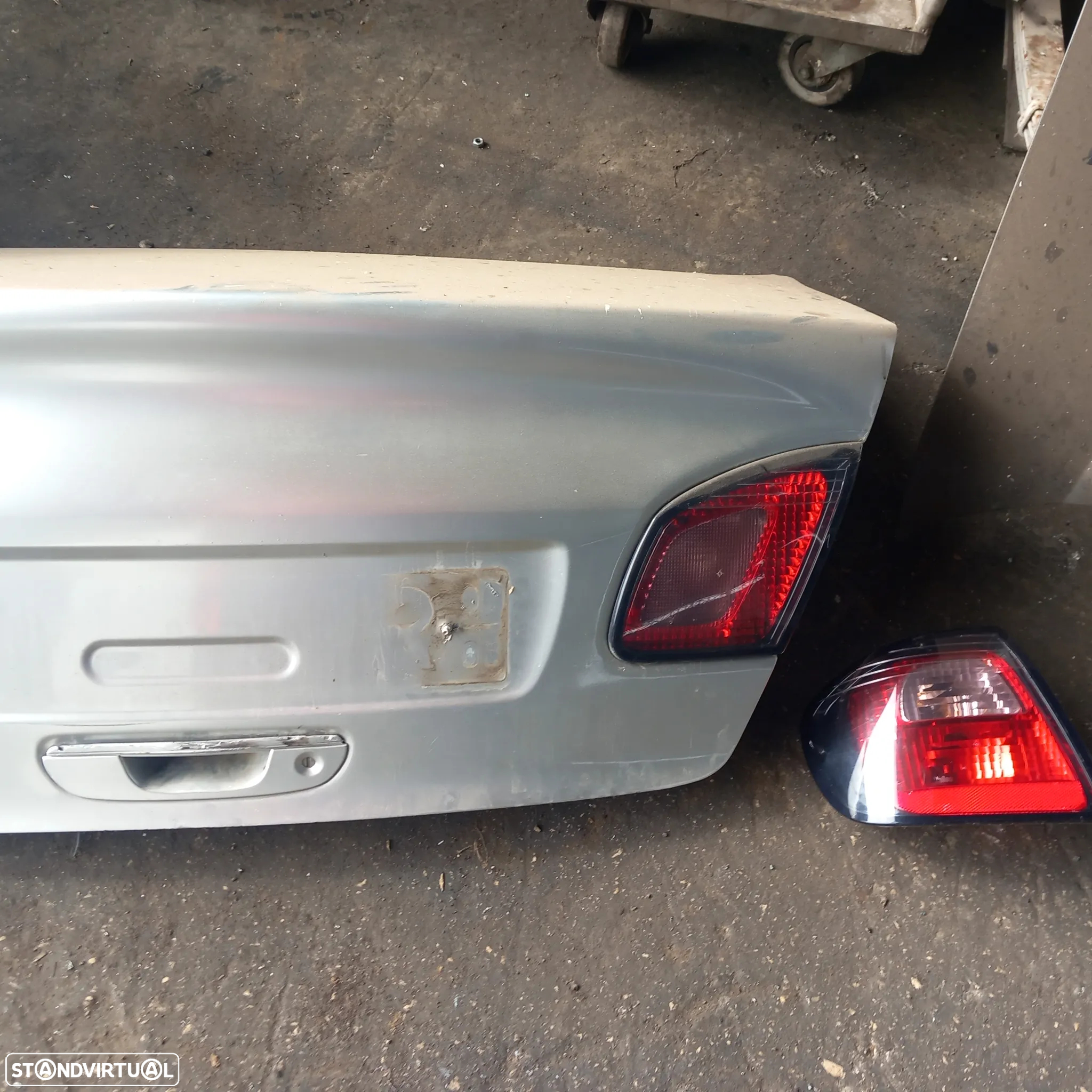 Mala e farolins nissan primera p11 - 3