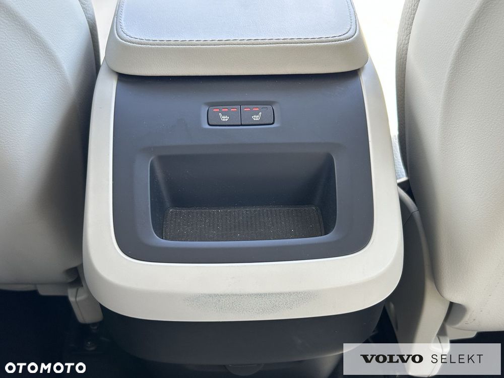 Volvo XC 90 - 34