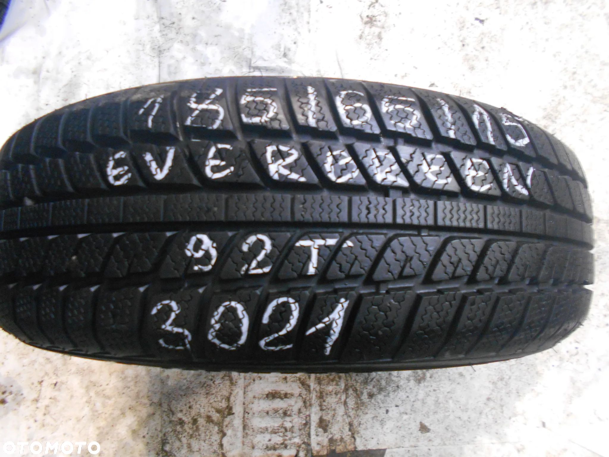 OPONA POJEDYNKA 185/65r15 EVERGREEN WINTER EW 62 RADIAL DOT 3021 8.5MM - 1