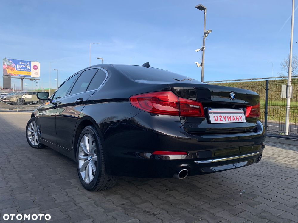 BMW Seria 5 530i GPF xDrive Luxury Line - 15
