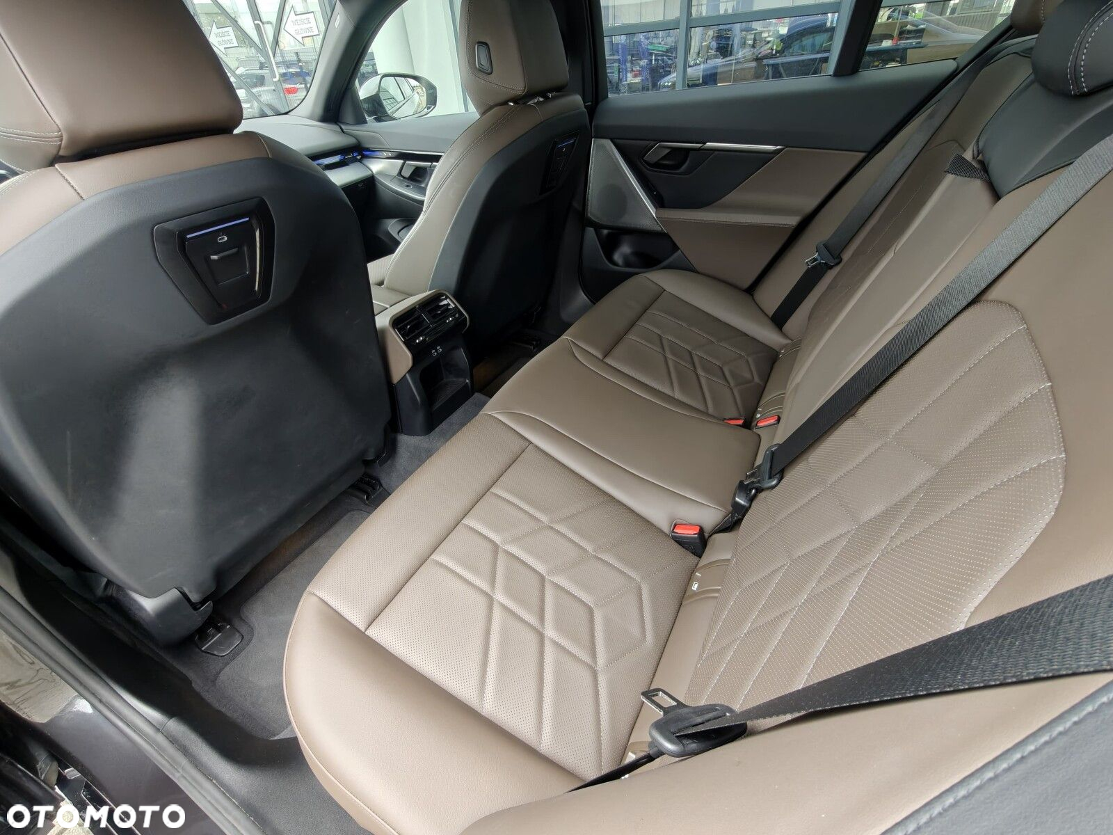 BMW Seria 5 - 13