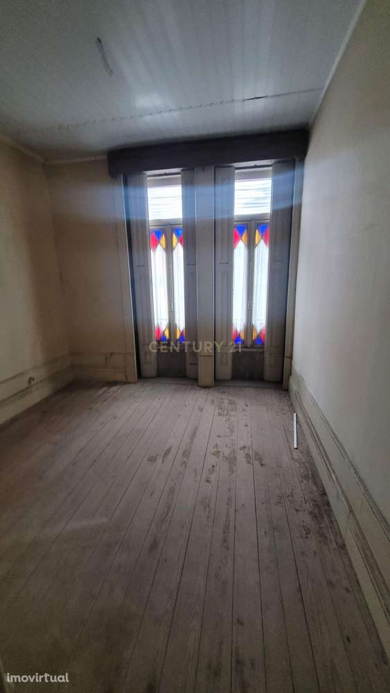 Moradia Centro do Porto Para Recuperar - Grande imagem: 4/8