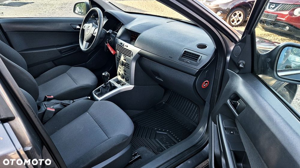 Opel Astra 1.6 Cosmo - 34