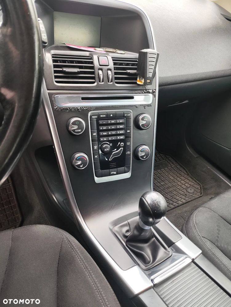 Volvo XC 60 D3 Kinetic - 9