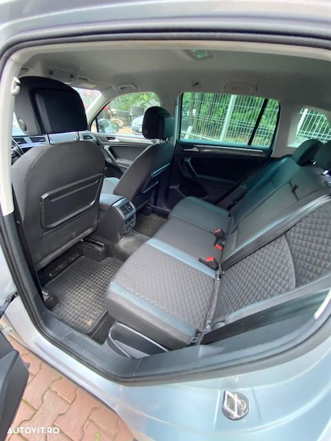 Volkswagen Tiguan 2.0 TDI SCR DSG IQ.DRIVE - 3