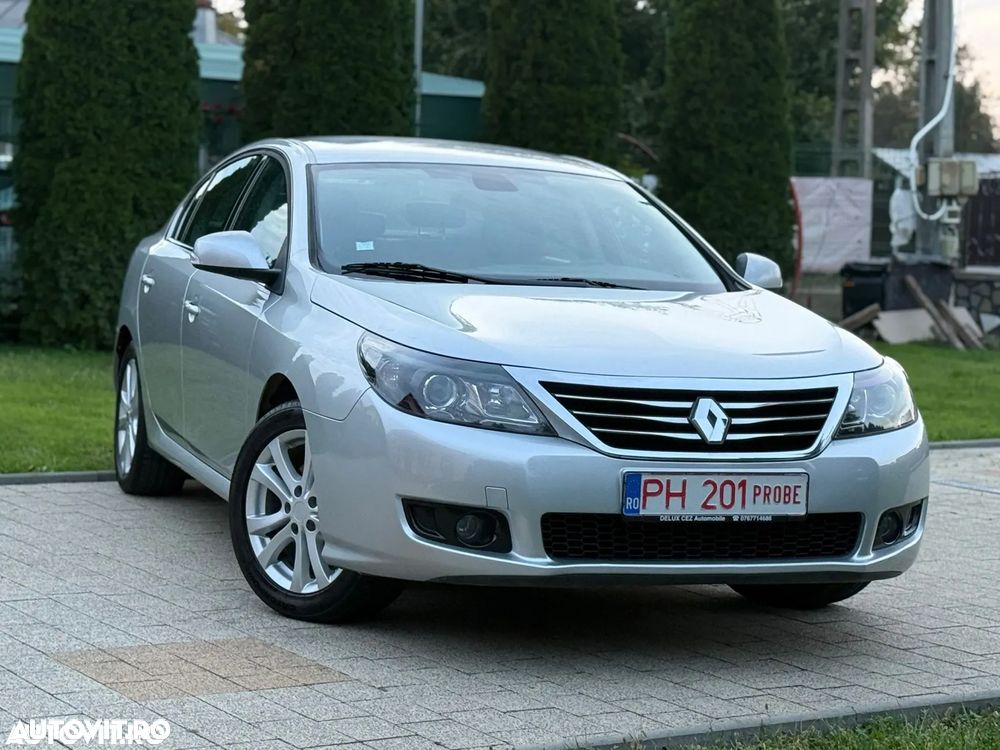 Renault Latitude 2.0 dCi Luxury - 3