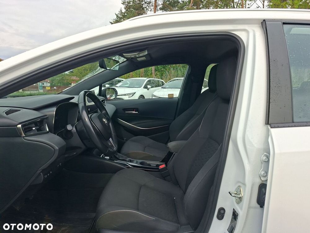 Toyota Corolla 1.8 Hybrid Comfort - 10