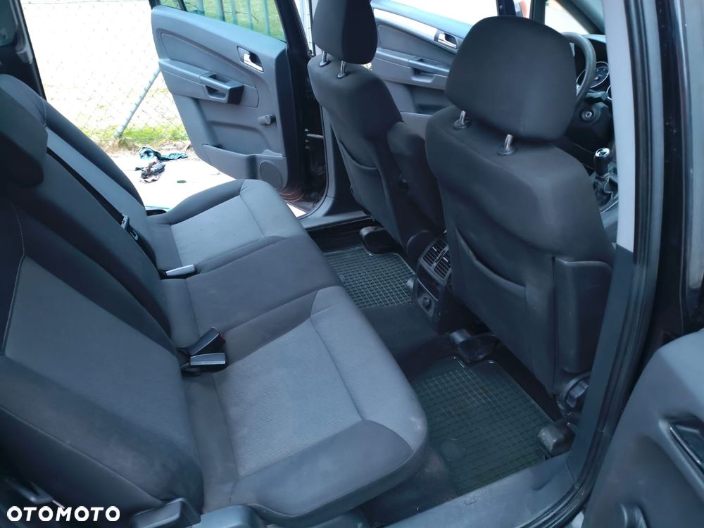 Opel Zafira 1.9 CDTI - 8