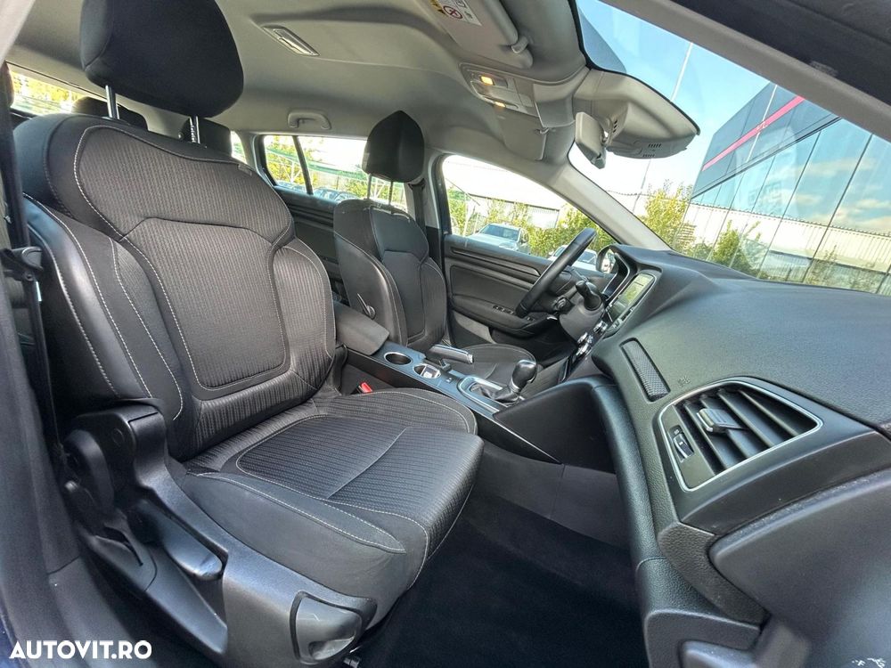 Renault Megane BLUE dCi 115 EDC BUSINESS EDITION - 15
