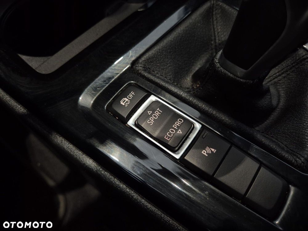 BMW X2 sDrive18i GPF Advantage - 25