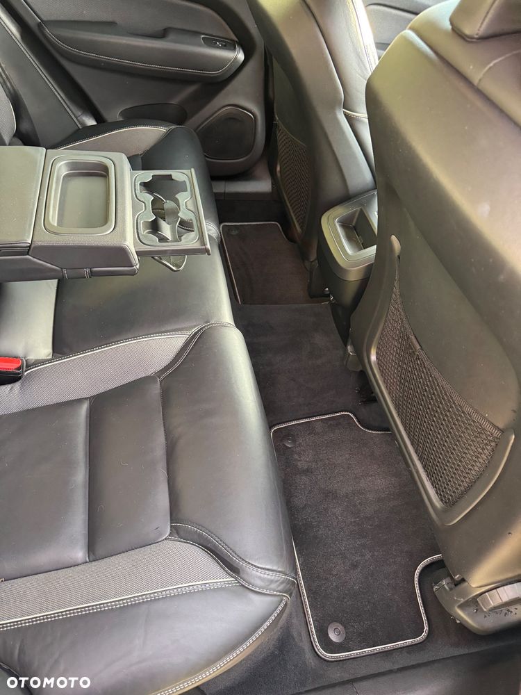 Volvo XC 60 D4 R-Design - 27