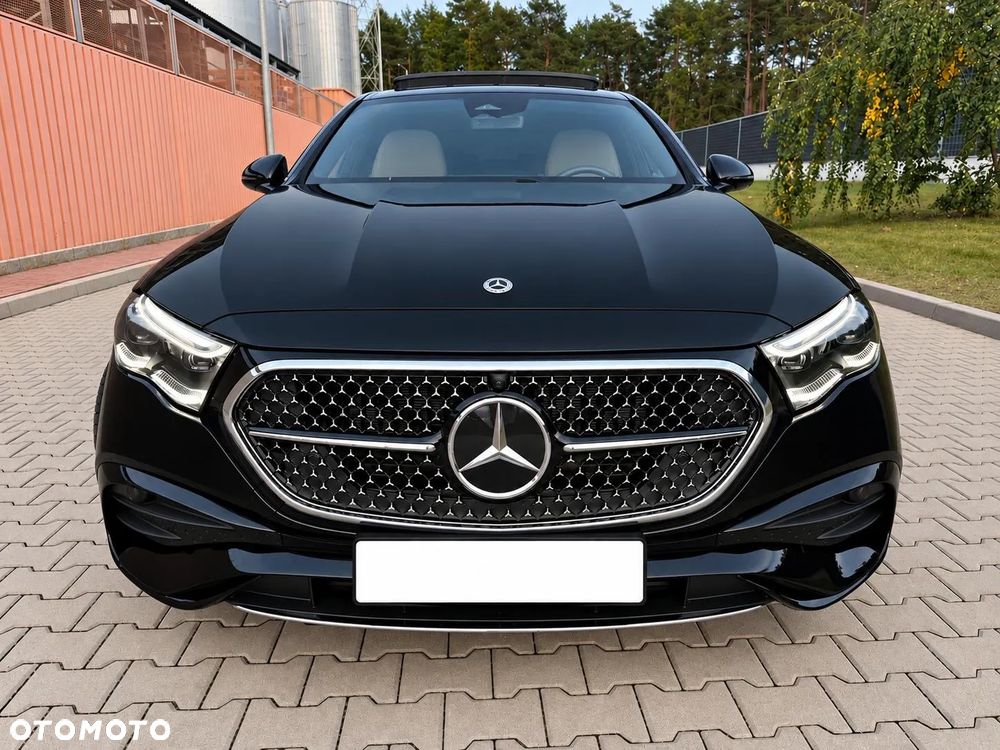 Mercedes-Benz E-Class 2026 photo 4