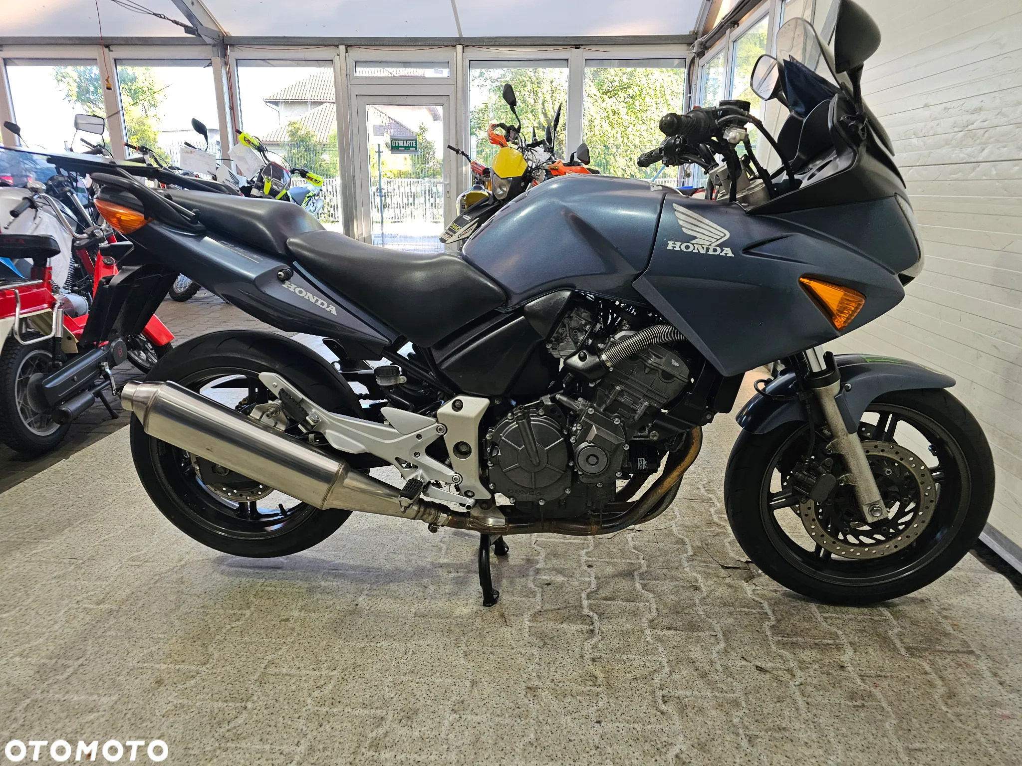 Honda CBF - 25