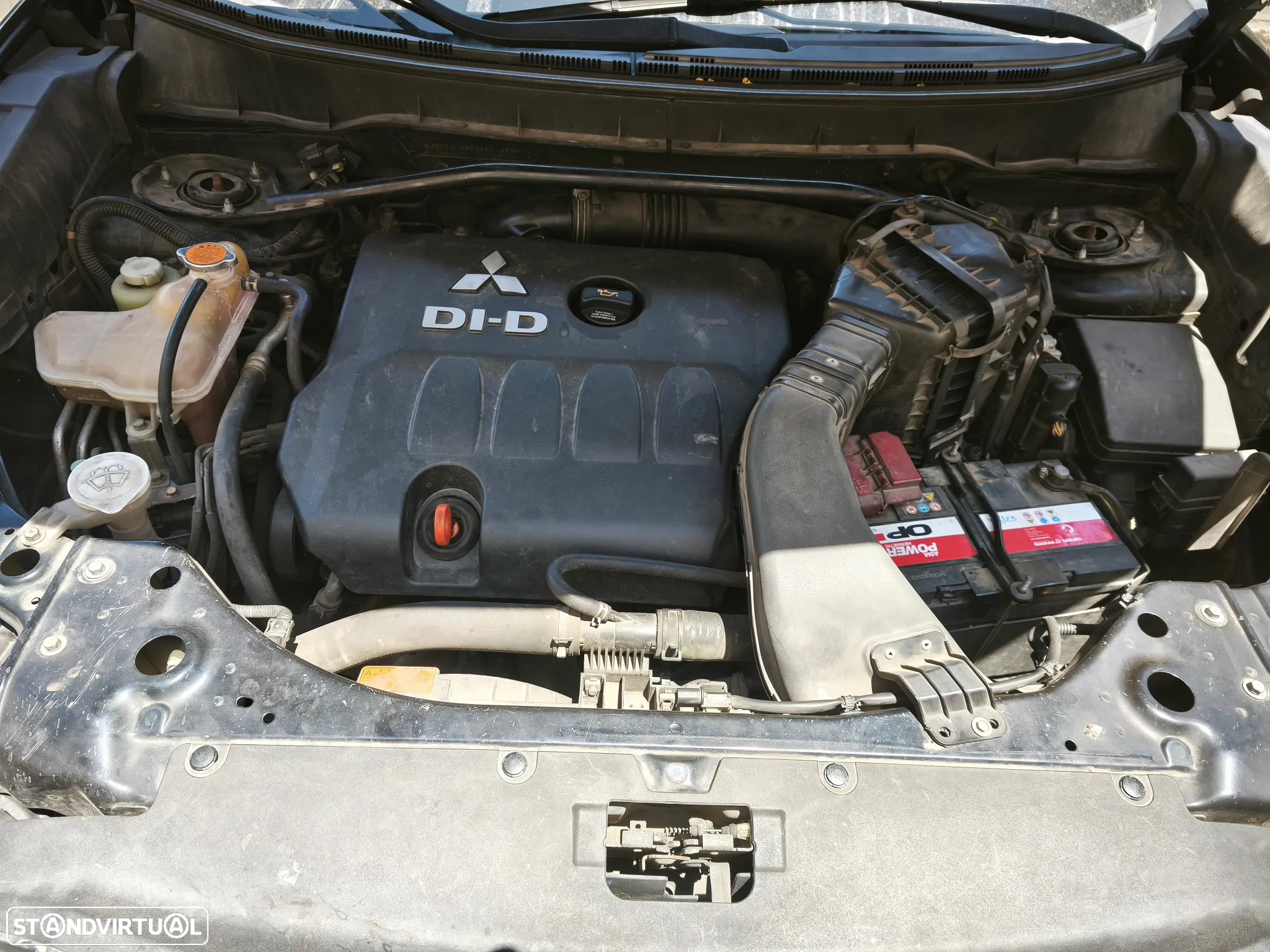 Mitsubishi Outlander 2.0 DI-D Instyle 4WD - 4