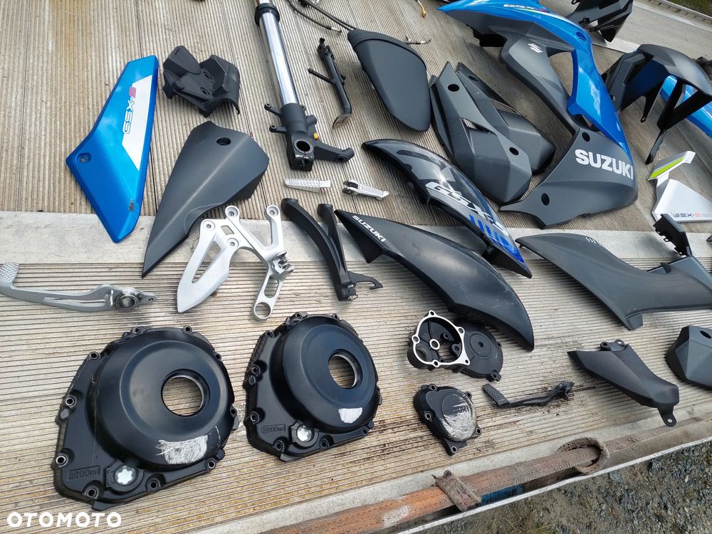 SUZUKI GSX-S 1000 owiewka bok boczek błotnik koło felga dekiel wydech set podnóżek lusterko przewód hamulcowy - 4