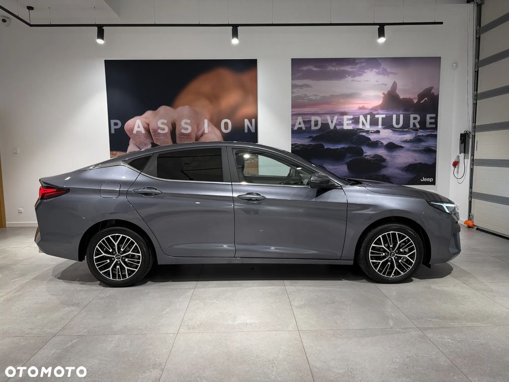 JAC J7 Plus CVT - 28