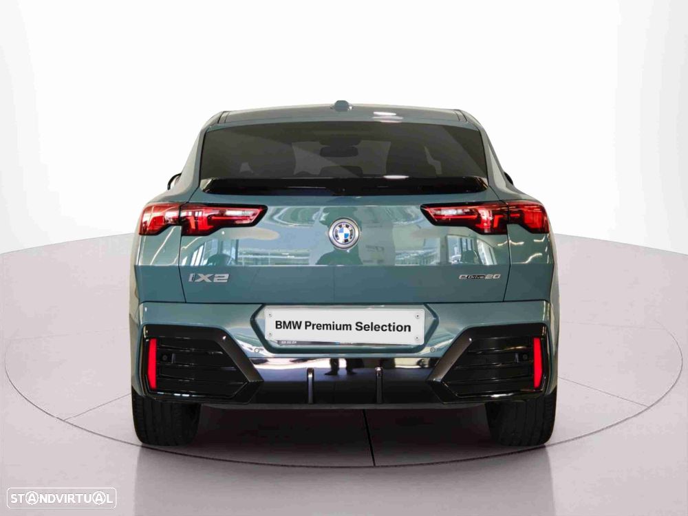 BMW iX2 eDrive20 Pack Desportivo M Pro - 3
