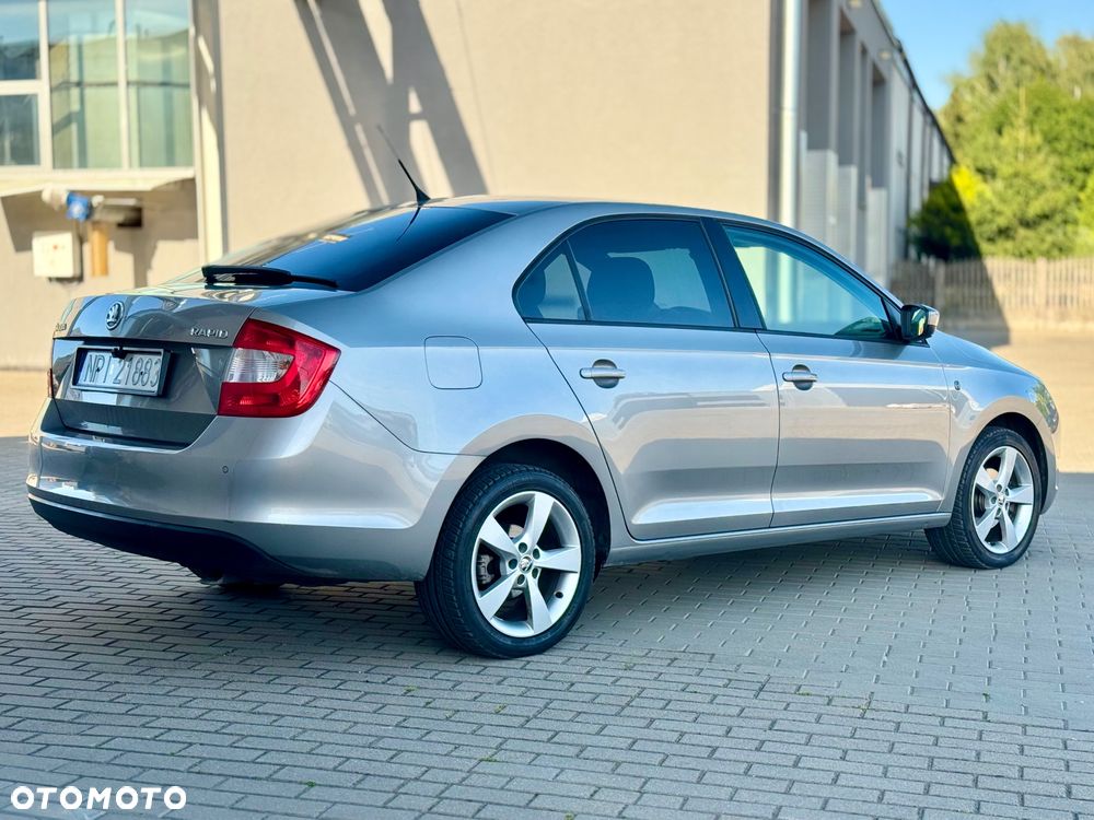 Skoda RAPID 1.2 TSI Elegance - 4