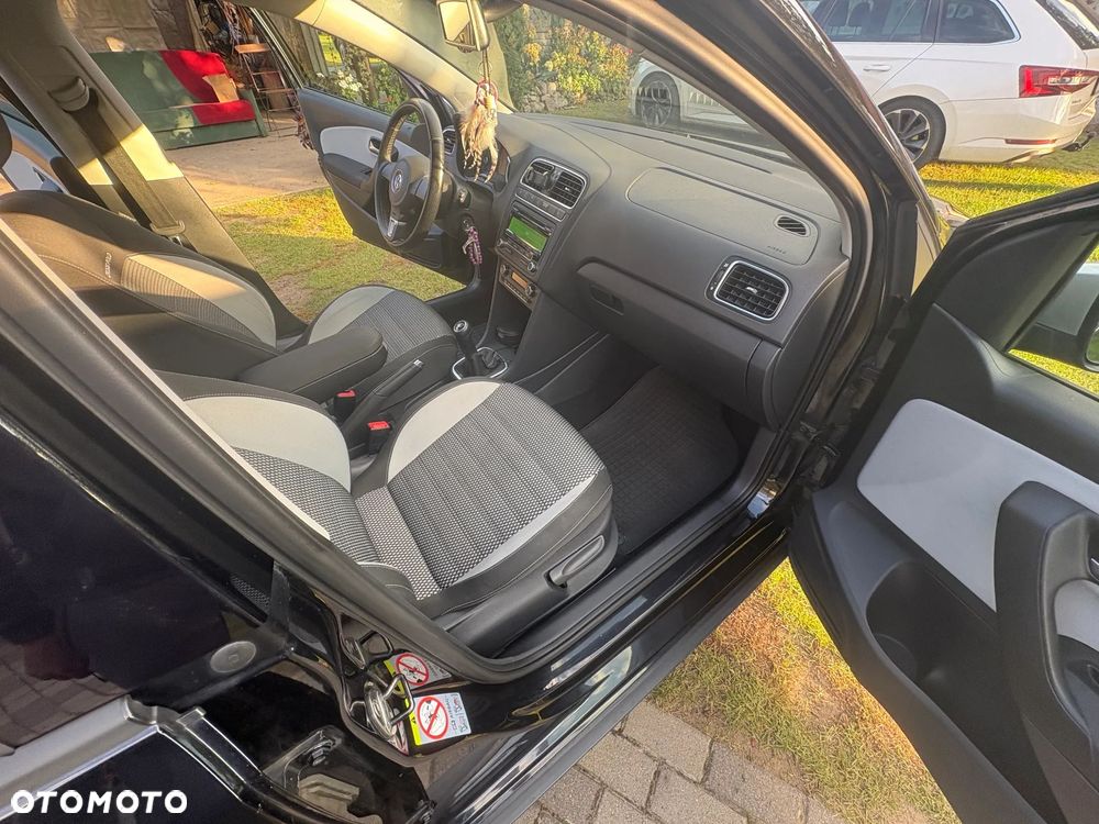 Volkswagen Polo Cross - 10