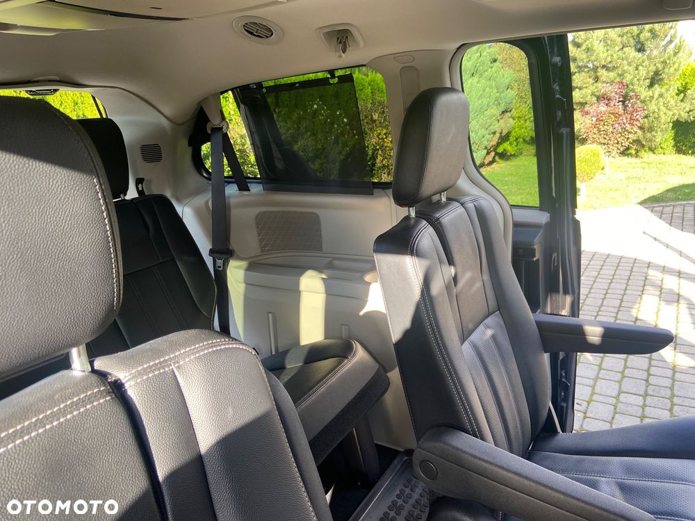 Chrysler Town & Country 3.6 Touring - 20