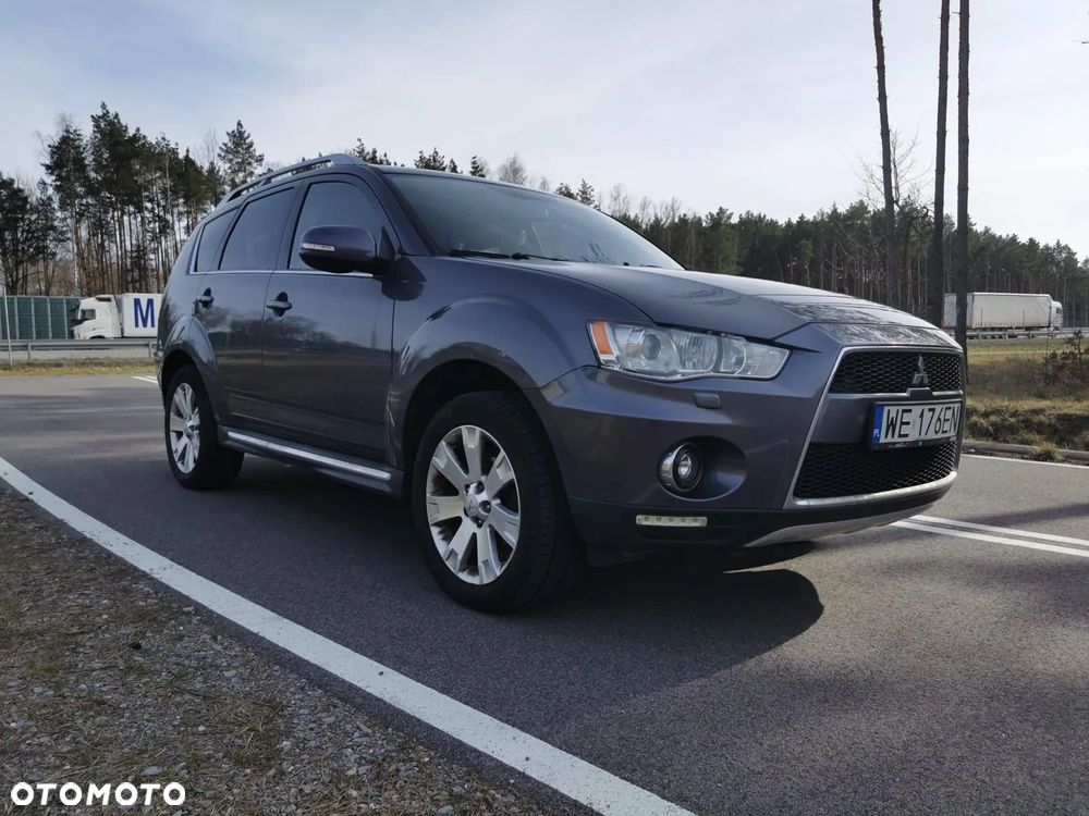 Mitsubishi Outlander 2.0 DID Instyle NAVI - 1