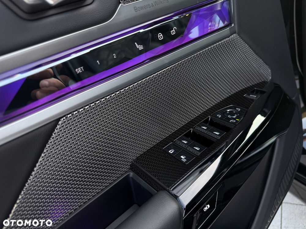 BMW Seria 7 730d xDrive sport - 37