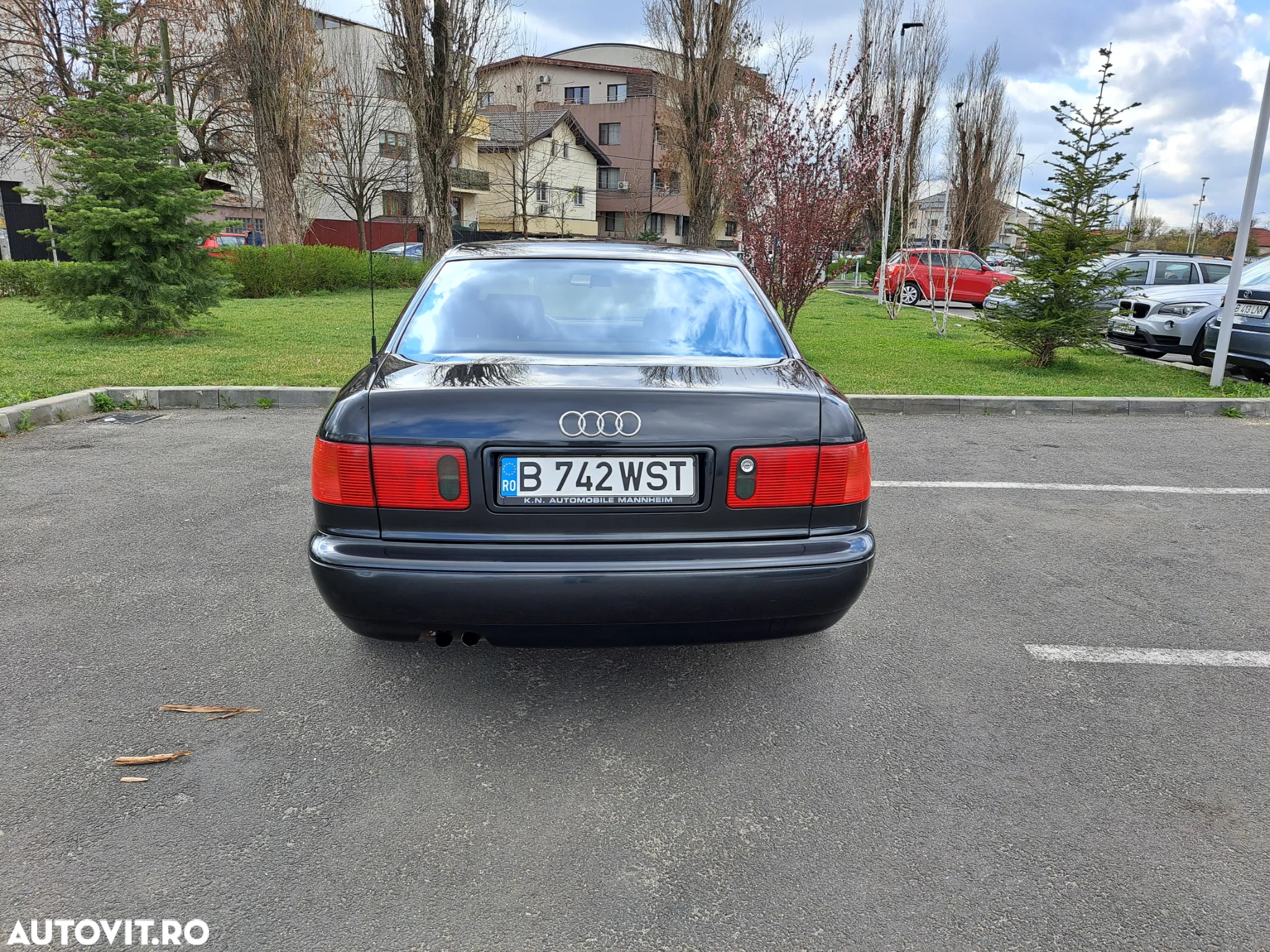 Audi A8 - 12