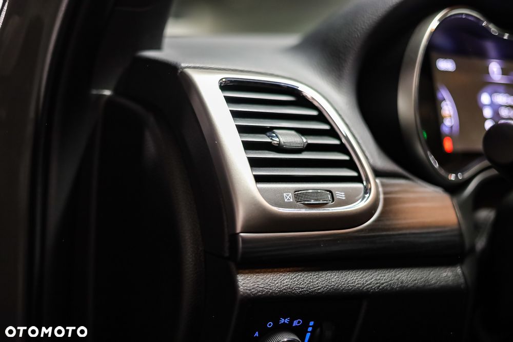 Jeep Grand Cherokee 3.6 V6 Laredo - 35