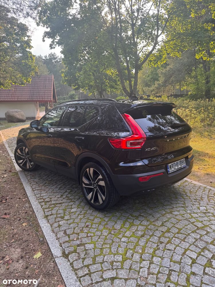 Volvo XC 40 B5 AWD Ultimate Dark - 3