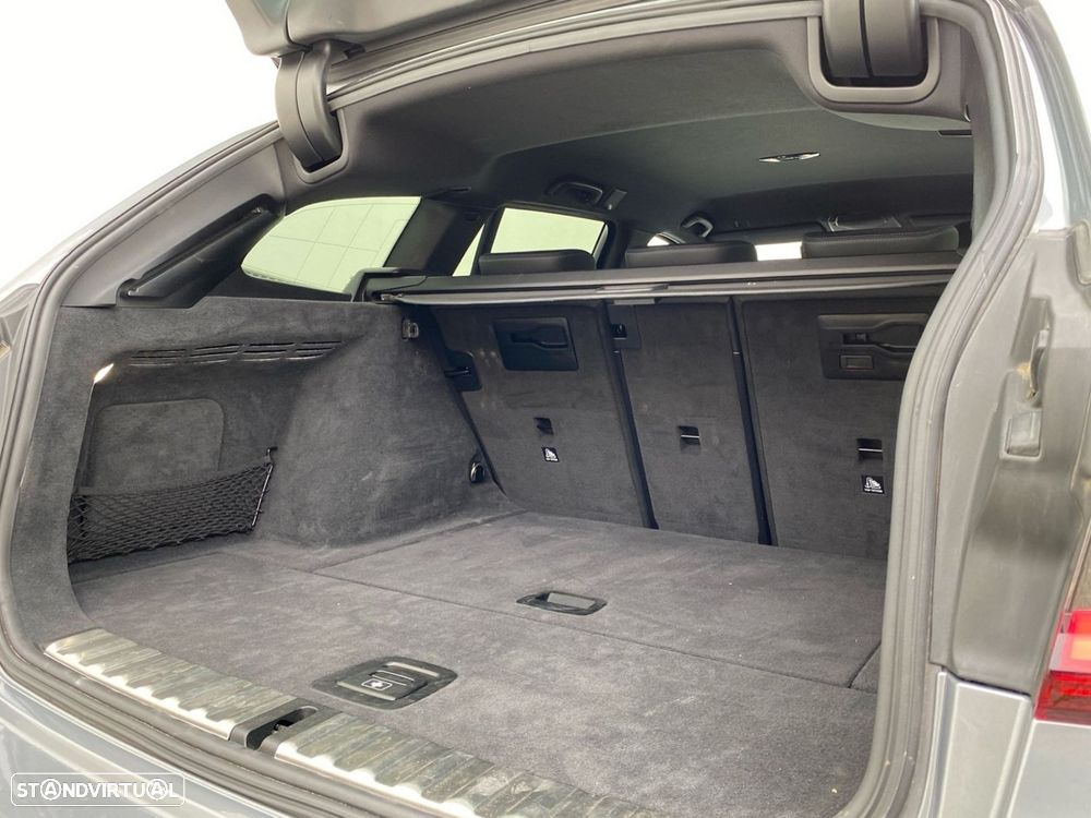 BMW 320 d Touring Pack Desportivo M Auto - 19