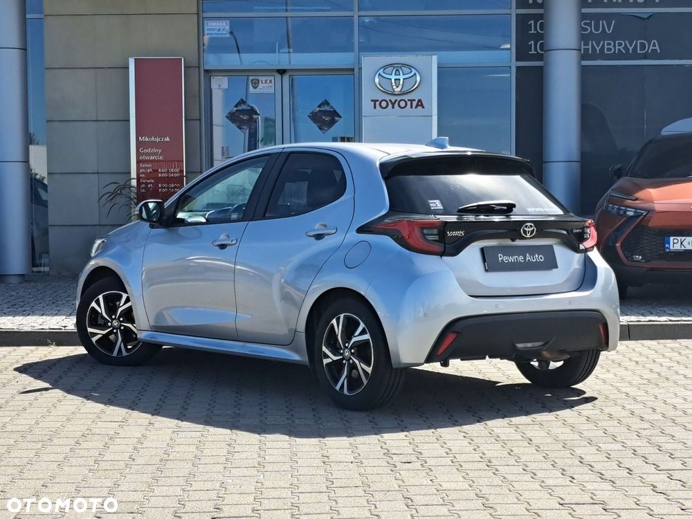 Toyota Yaris Hybrid 1.5 Style - 4