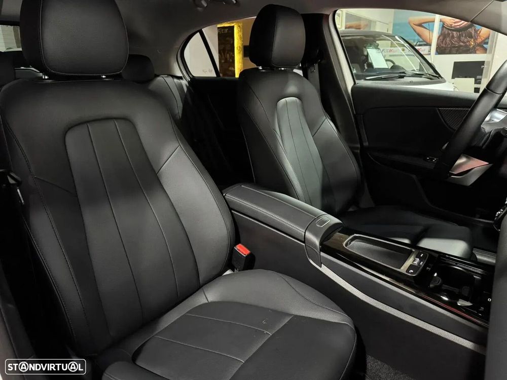 Mercedes-Benz A 250 - 6