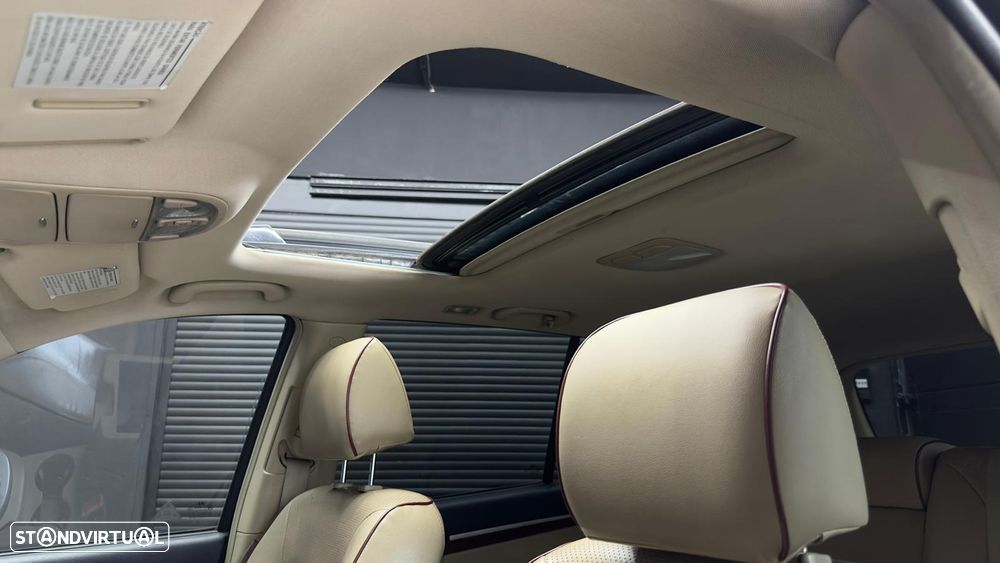 Hyundai Santa Fe 2.2 CRDi 7Wagon Comfort Aut. - 25