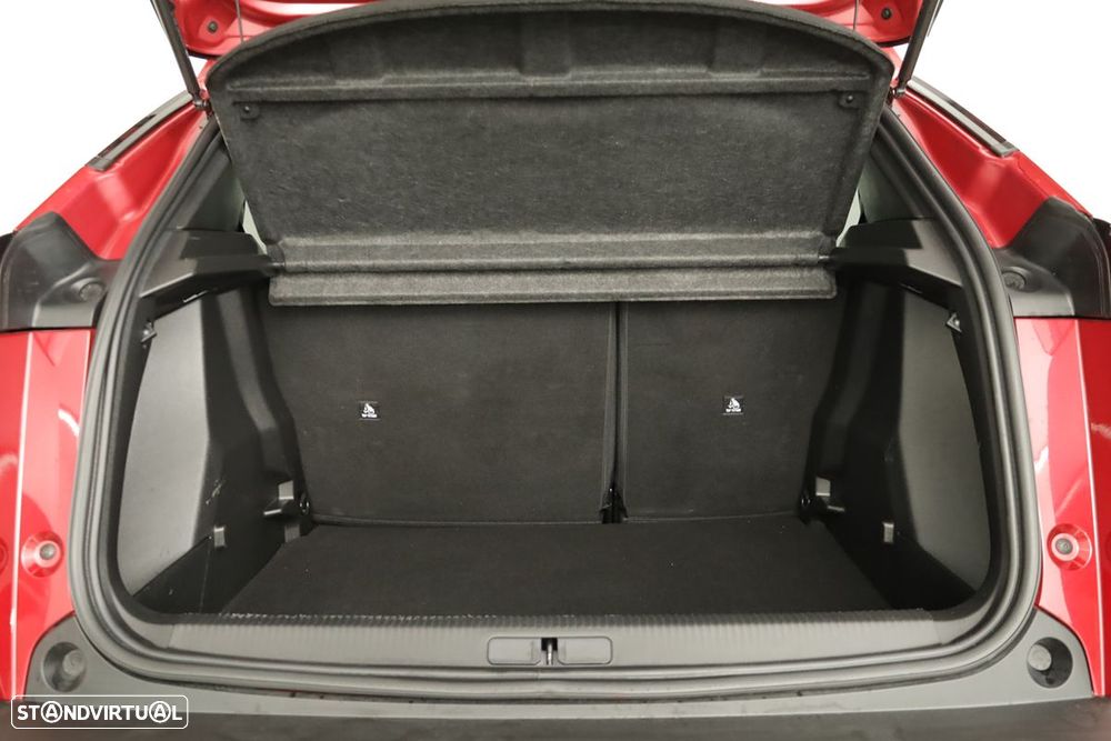 Peugeot 2008 1.2 PureTech Allure - 23